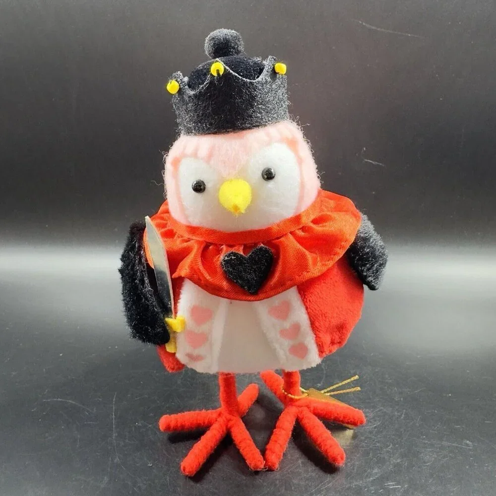 2024 Target Spritz Bird Kingsley Featherly Friends Valentine's‎ King of Hearts
